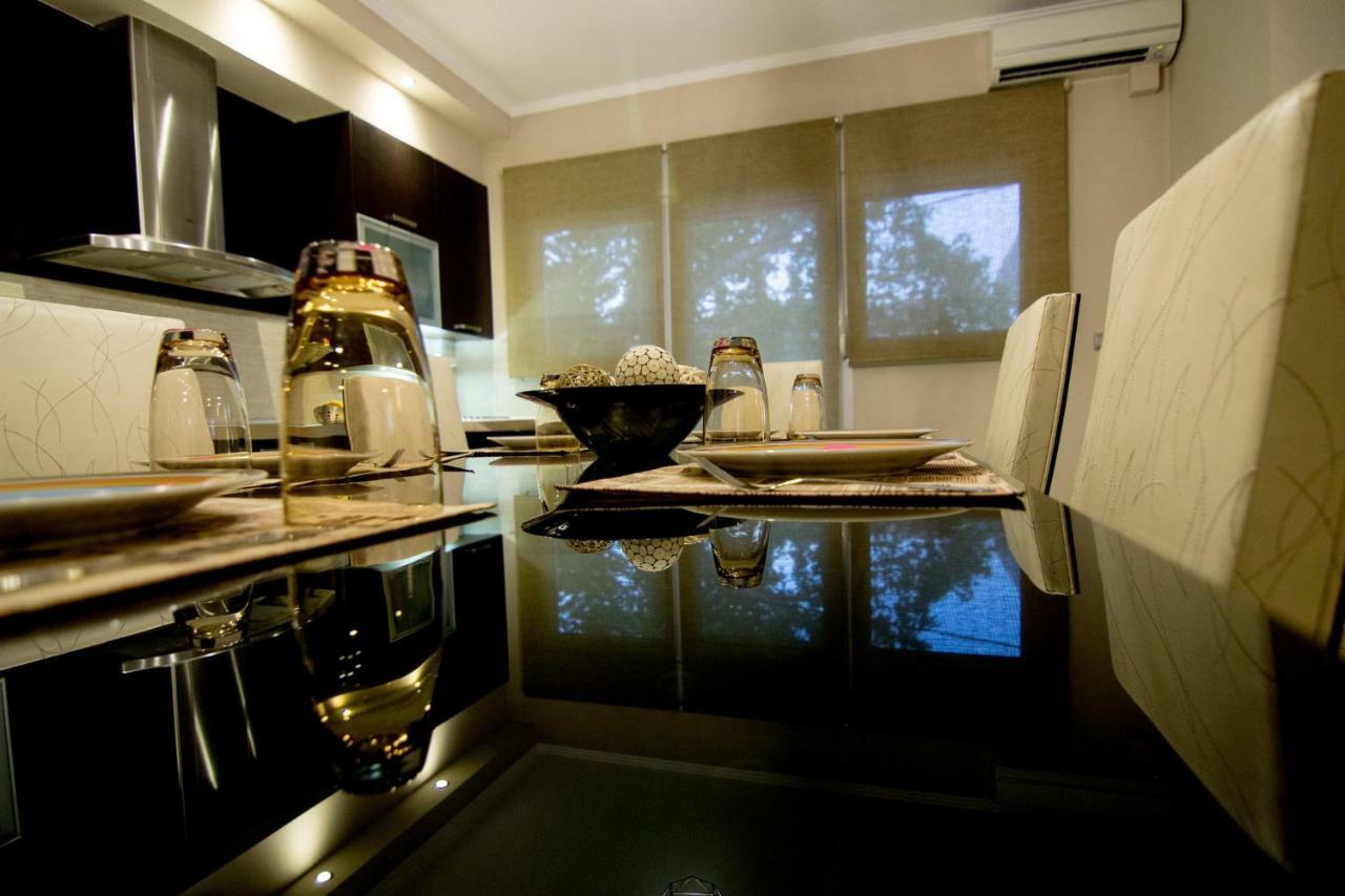 Mary'S Modern And Elegant Apartment Kalambaka Exterior foto